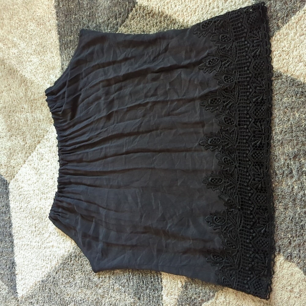 Karen Kane Blouse Top 100% Silk Black Embroidered Sleeveless Grunge - Picture 2 of 9